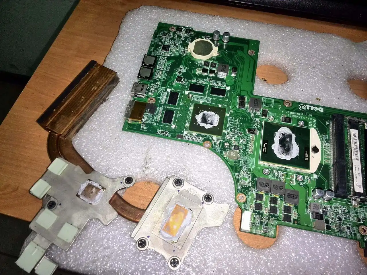 чистка ноутбука Dell в Хосте