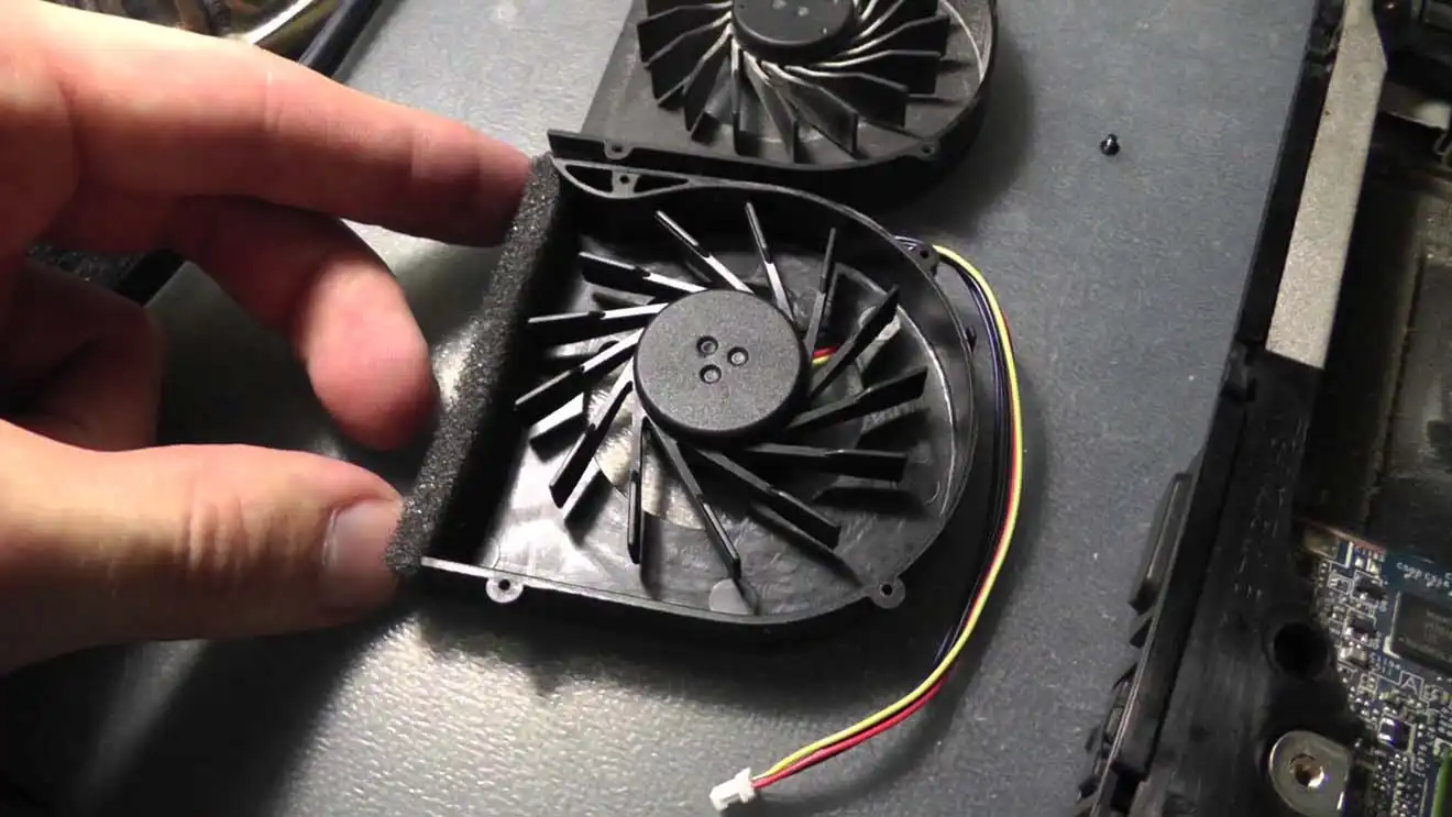 чистка ноутбука MSI в Хосте