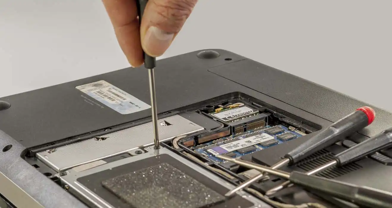 HP ноутбук ремонт в Хосте