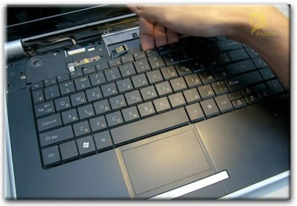 Замена клавиатуры ноутбука Packard Bell в Хосте