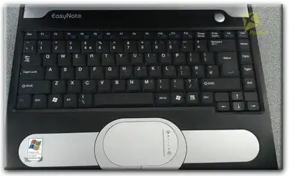 Ремонт клавиатуры на ноутбуке Packard Bell в Хосте